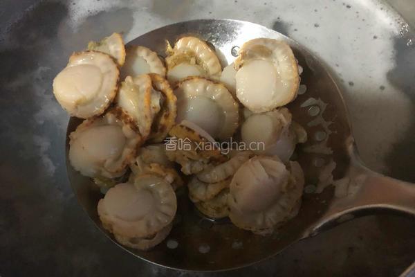 蒜苔炒扇贝的做法图解3
