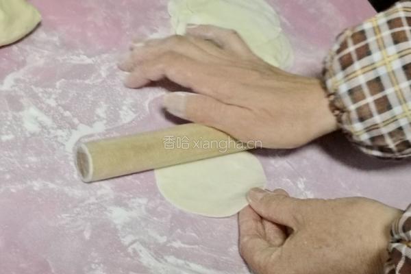 荠菜饺子的做法图解10