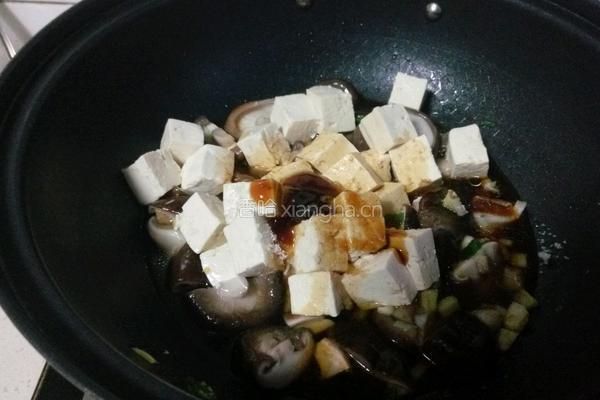 香菇烧豆腐的做法图解6
