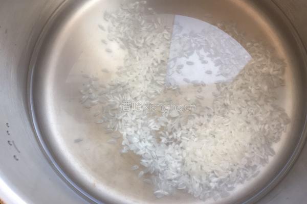 黑芝麻肉糜蔬菜粥的做法图解1