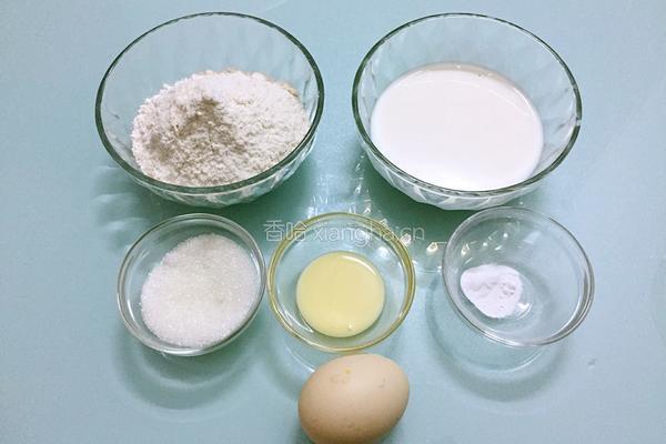 牛奶松饼的做法图解1