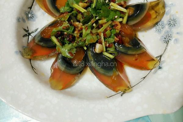 凉拌皮蛋的做法图解3