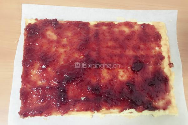 草莓酱蛋糕卷的做法图解15