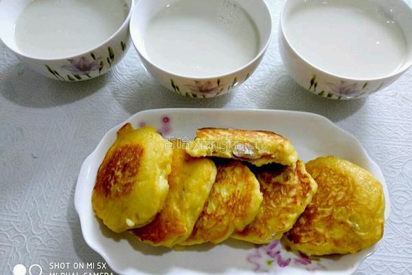 土豆鲜虾饼的做法图解8