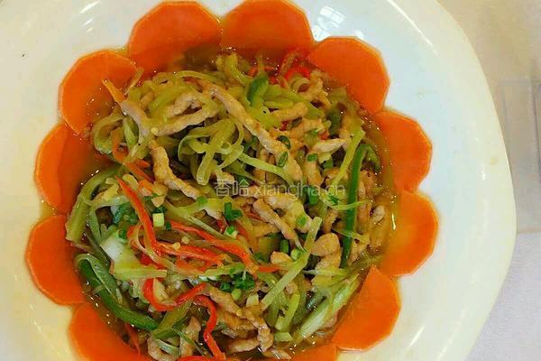 莴笋丝炒肉的做法图解4