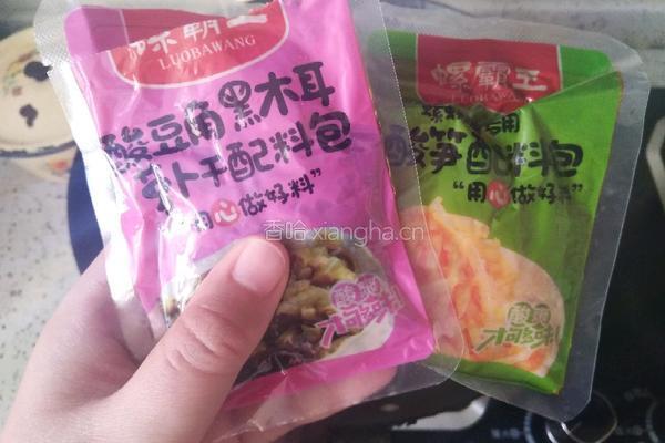 螺蛳粉(即食)的做法图解4