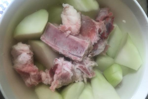 菜心排骨汤的做法图解7