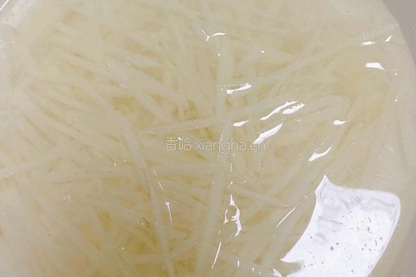 泡椒土豆丝的做法图解2