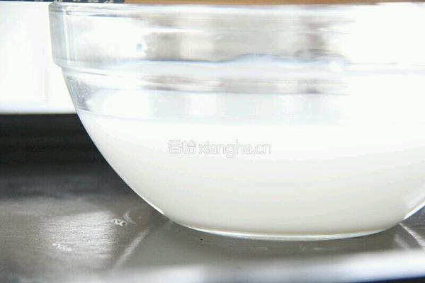 一碗香辣诱人的螺蛳粉的做法图解5