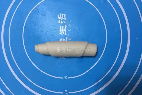 【蛋黄酥】的做法图解8