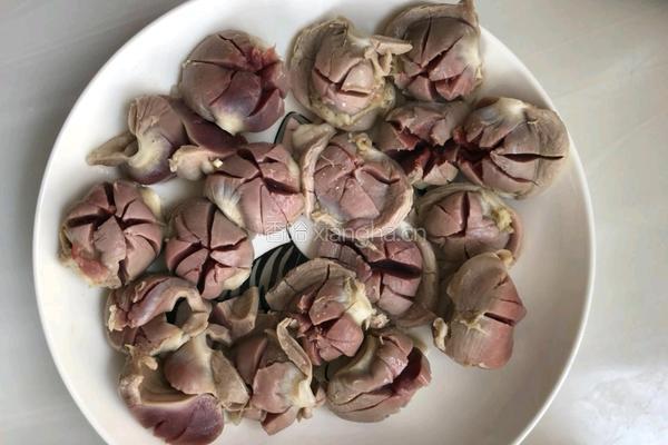 香辣脆口鸡胗的做法图解2