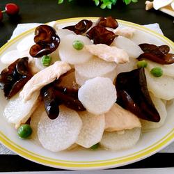 木耳山药炒鸡胸肉的做法[图]