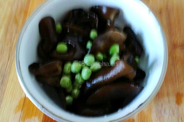 木耳山药炒鸡胸肉的做法图解5