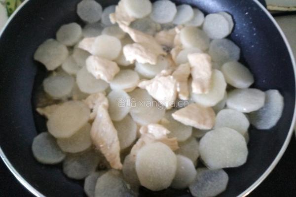 木耳山药炒鸡胸肉的做法图解8