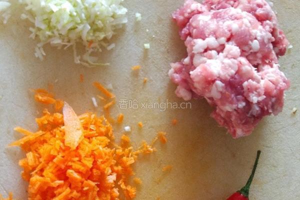 蒜蓉苦瓜塞肉的做法图解2