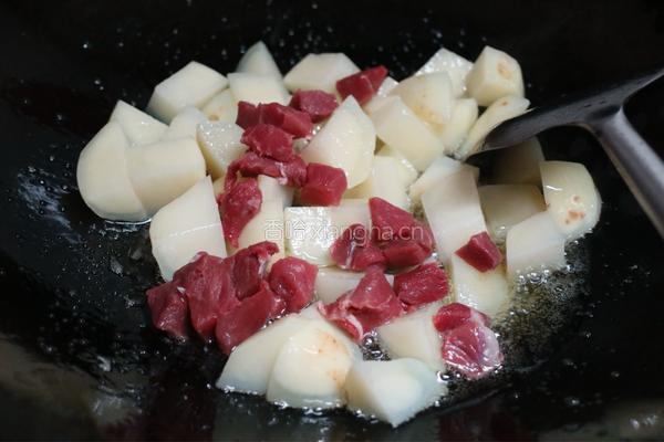 腊肉炒土豆的做法图解5