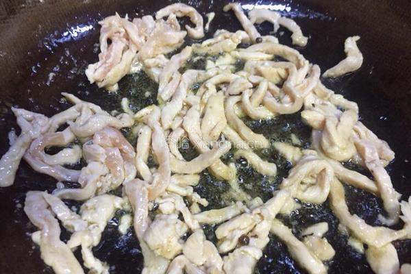 彩豆菜椒鸡肉丝的做法图解7