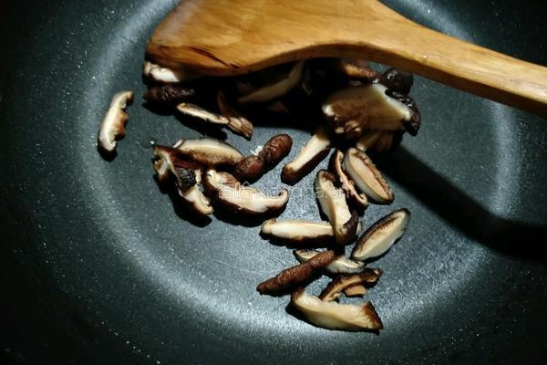 酸辣白菜的做法图解5