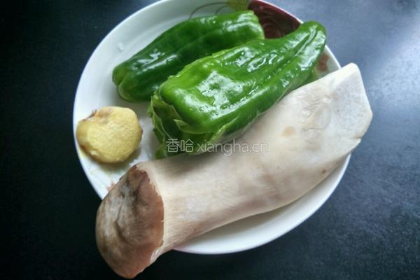 杏鲍菇炒肉丝的做法图解2