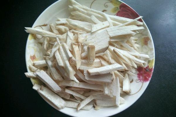 杏鲍菇炒肉丝的做法图解5