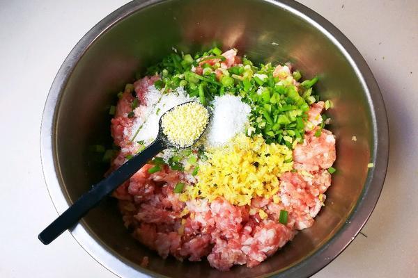 馒头肉圆的做法图解5