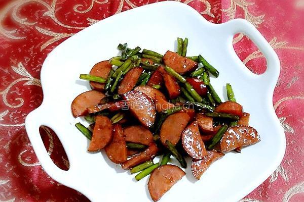 香肠蒜苔的做法图解10