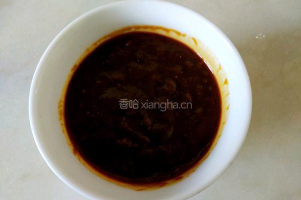 青萝卜蘸酱的做法图解1
