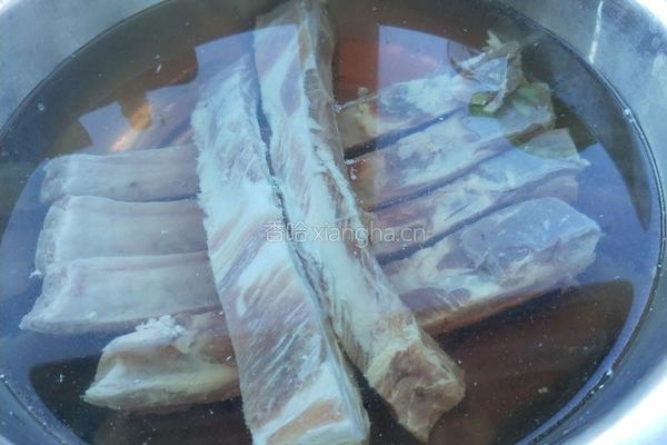 锡纸烤排骨的做法图解1