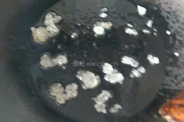 黄豆炖猪蹄的做法图解1