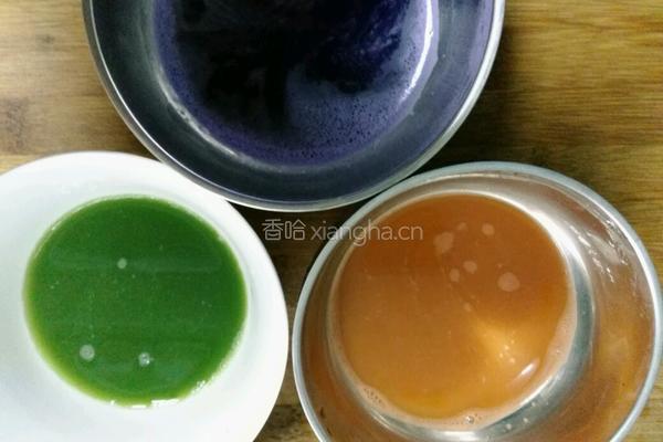 彩色馄炖的做法图解1