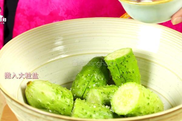 韩式腌黄瓜的做法图解3