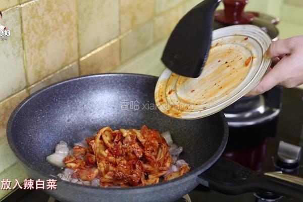 韩式辣白菜炒五花肉的做法图解11
