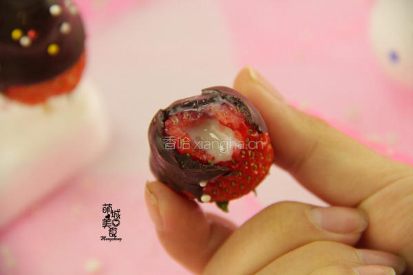 狂热草莓季的做法图解1