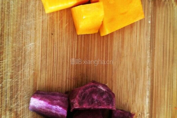 紫薯南瓜粗粮发糕（9个月宝宝辅食）的做法图解2