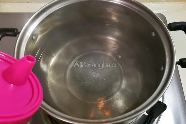 西芹红椒蛋的做法图解8