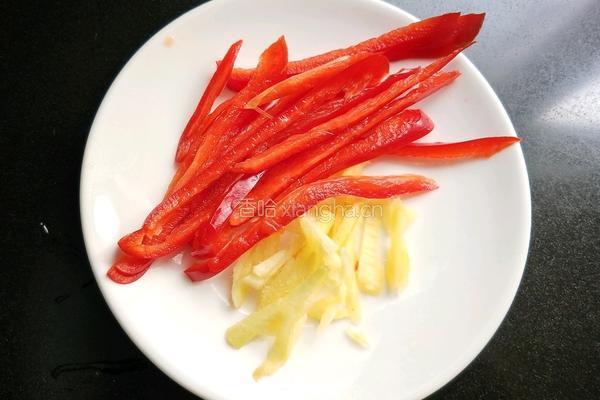 芹菜肉丝的做法图解3