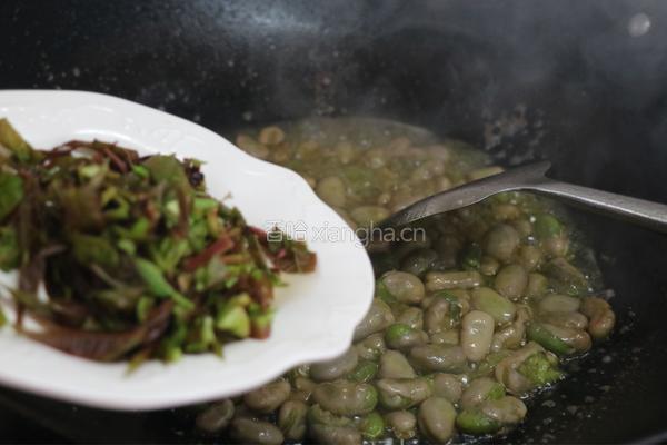 椿芽煎嫩胡豆的做法图解4