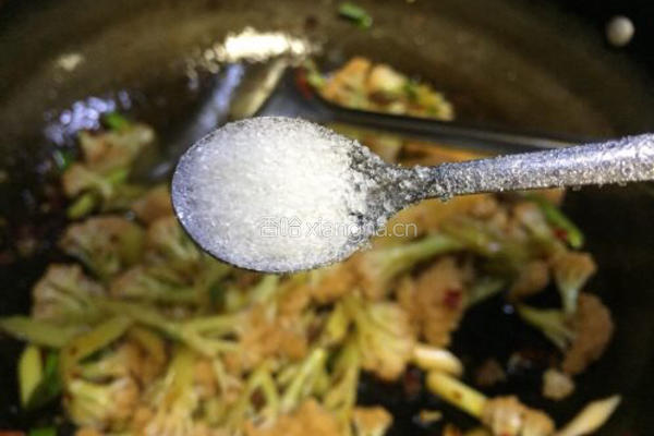 蚂蚁焗香辣花菜的做法图解20