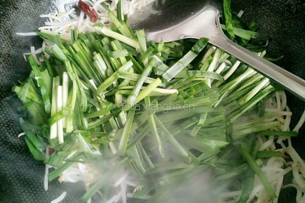 银芽炒韭菜的做法图解10
