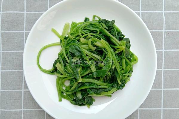 菠菜发糕的做法图解1