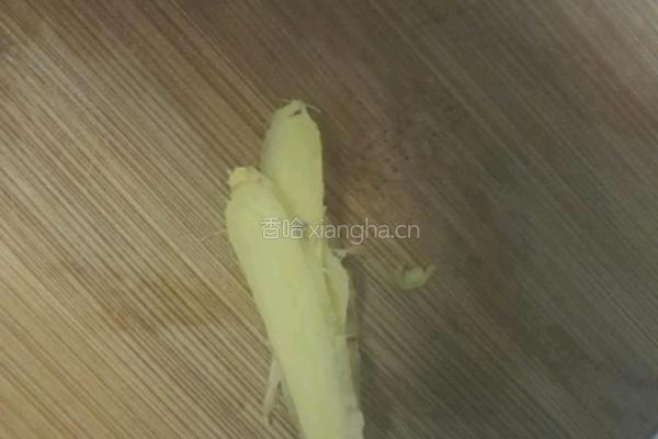 黄瓜鸡蛋汤的做法图解1