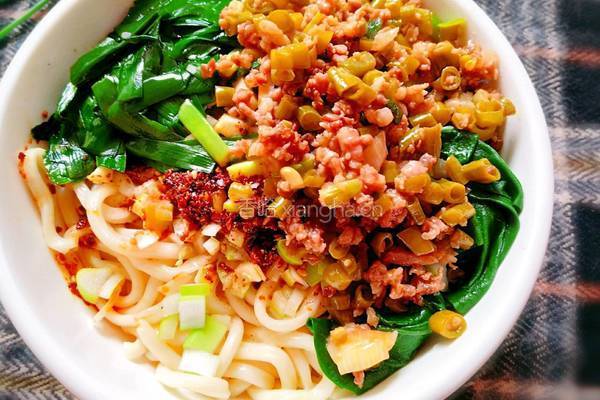 酸豆角肉沫油泼干拌面的做法图解12