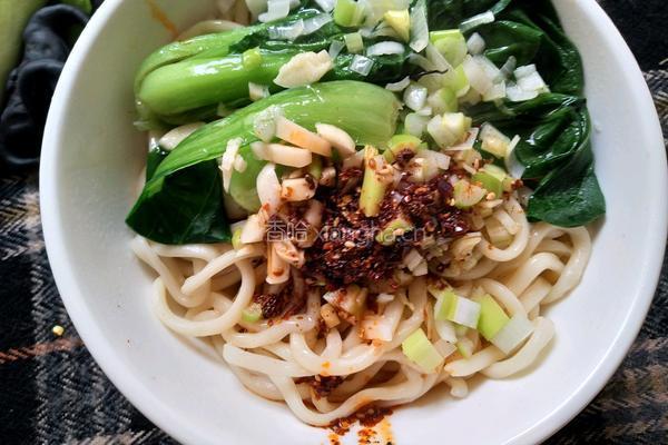 酸豆角肉沫油泼干拌面的做法图解11