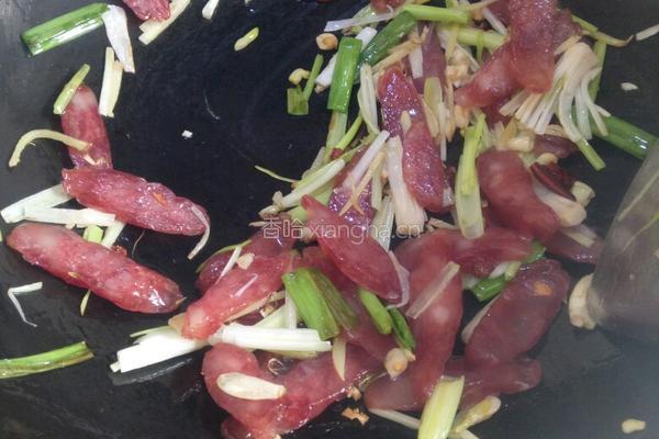 腊肠炒豆皮的做法图解5