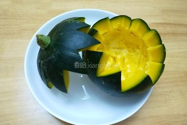 香菇鸡肉南瓜盅的做法图解3