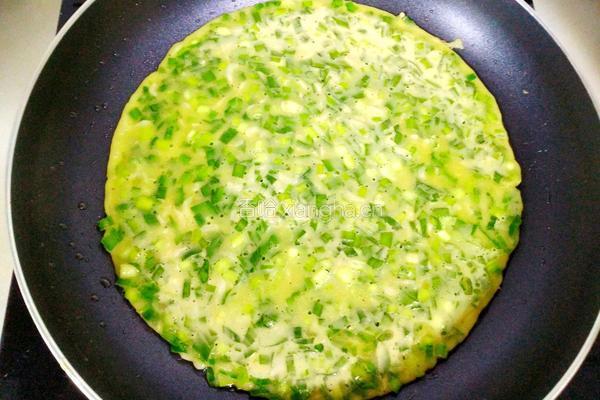 韭菜鸡蛋饼的做法图解15
