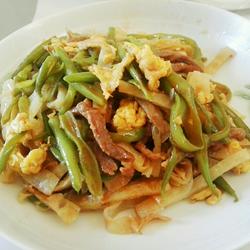豆角焖饼的做法[图]