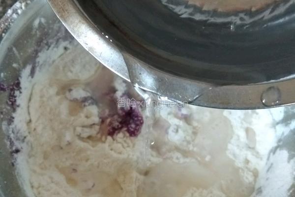紫薯南瓜花卷的做法图解11