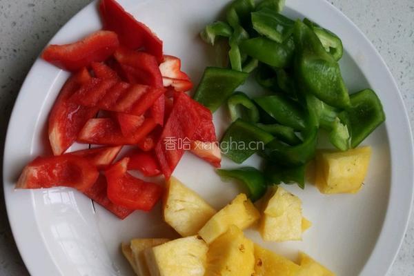 菠萝咕噜肉的做法图解3