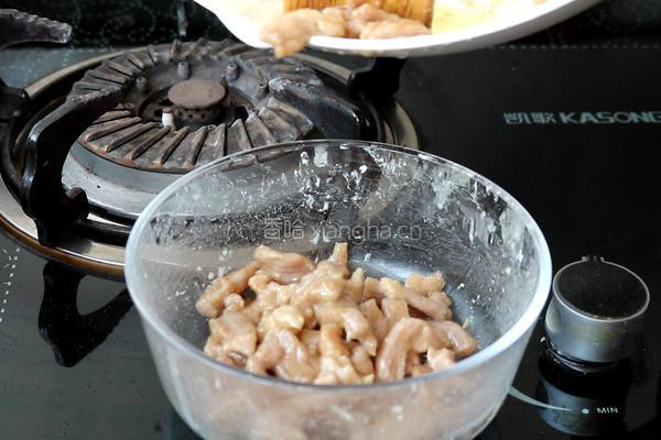 孜然青椒炒肉的做法图解7